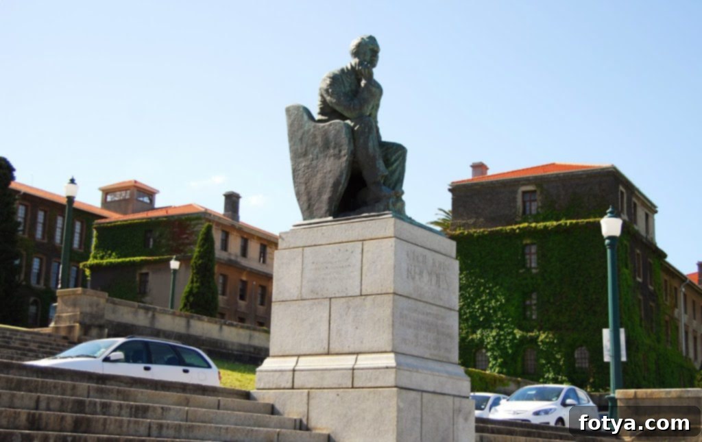 Το Μνημείο Ρόδου 1 Άγαλμα του Cecil John Rhodes στο Μνημείο Rhodes, Κέιπ Τάουν