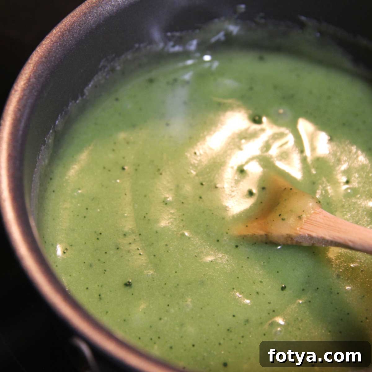 Βίγκαν Ιαπωνικό Γιοκάν Μάτσα 5 Μείγμα matcha neri yokan να μαγειρεύεται σε χαμηλή φωτιά