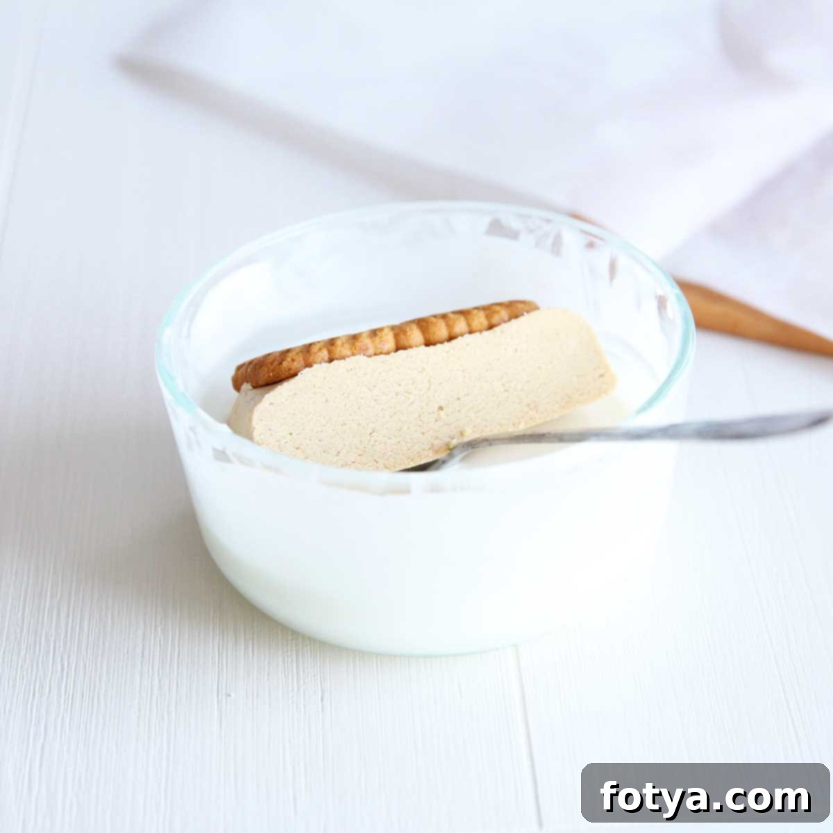 Σπιτικές Μπάρες Πρωτεΐνης Biscoff με Βούτυρο Μπισκότου, Πανεύκολες και Χωρίς Ψήσιμο 11 img 20779 83