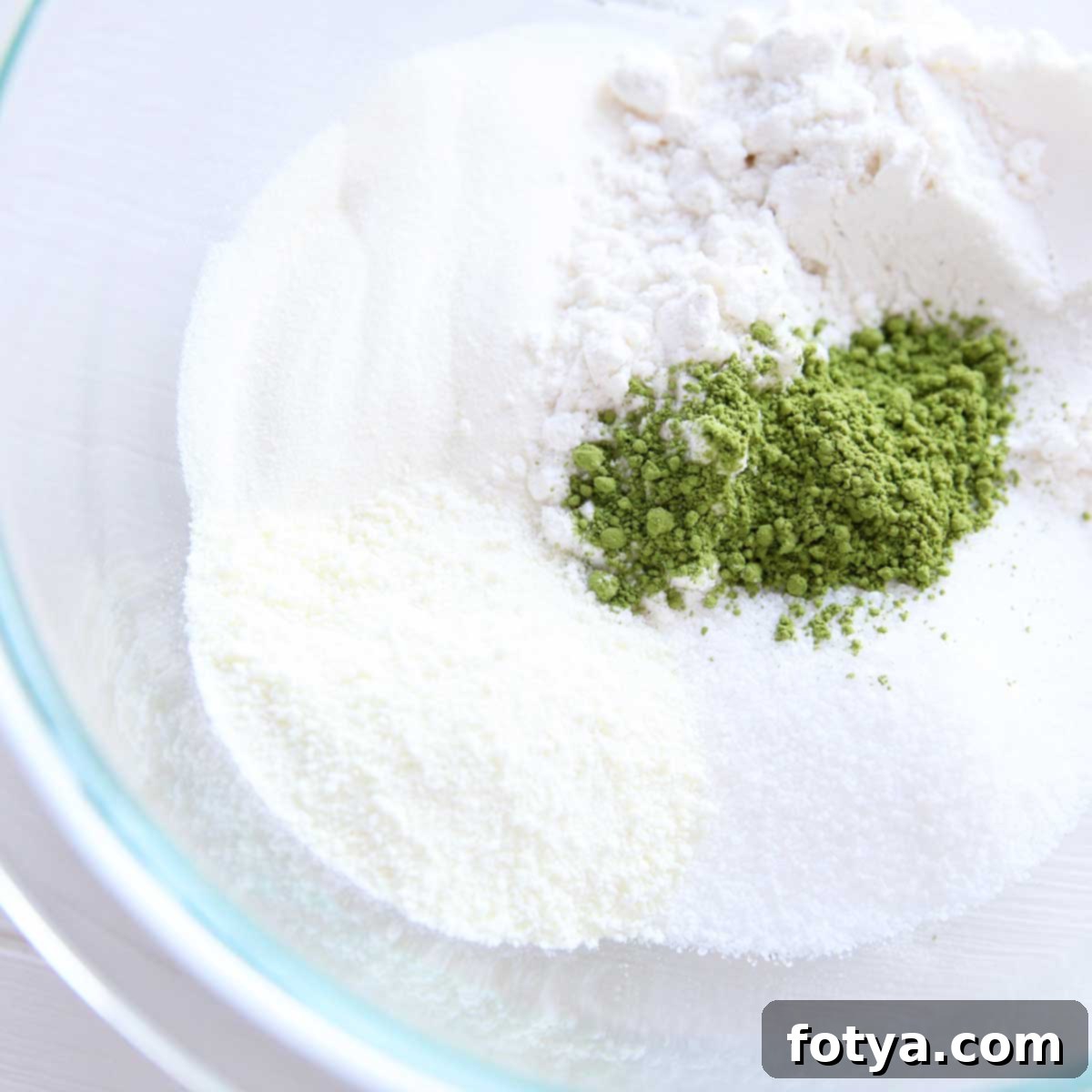 Μπάλες Πρωτεΐνης Matcha Latte Έκρηξη Ενέργειας με Πεπτίδια Κολλαγόνου 2 Ανάμειξη ξηρών συστατικών για μπάλες πρωτεΐνης matcha