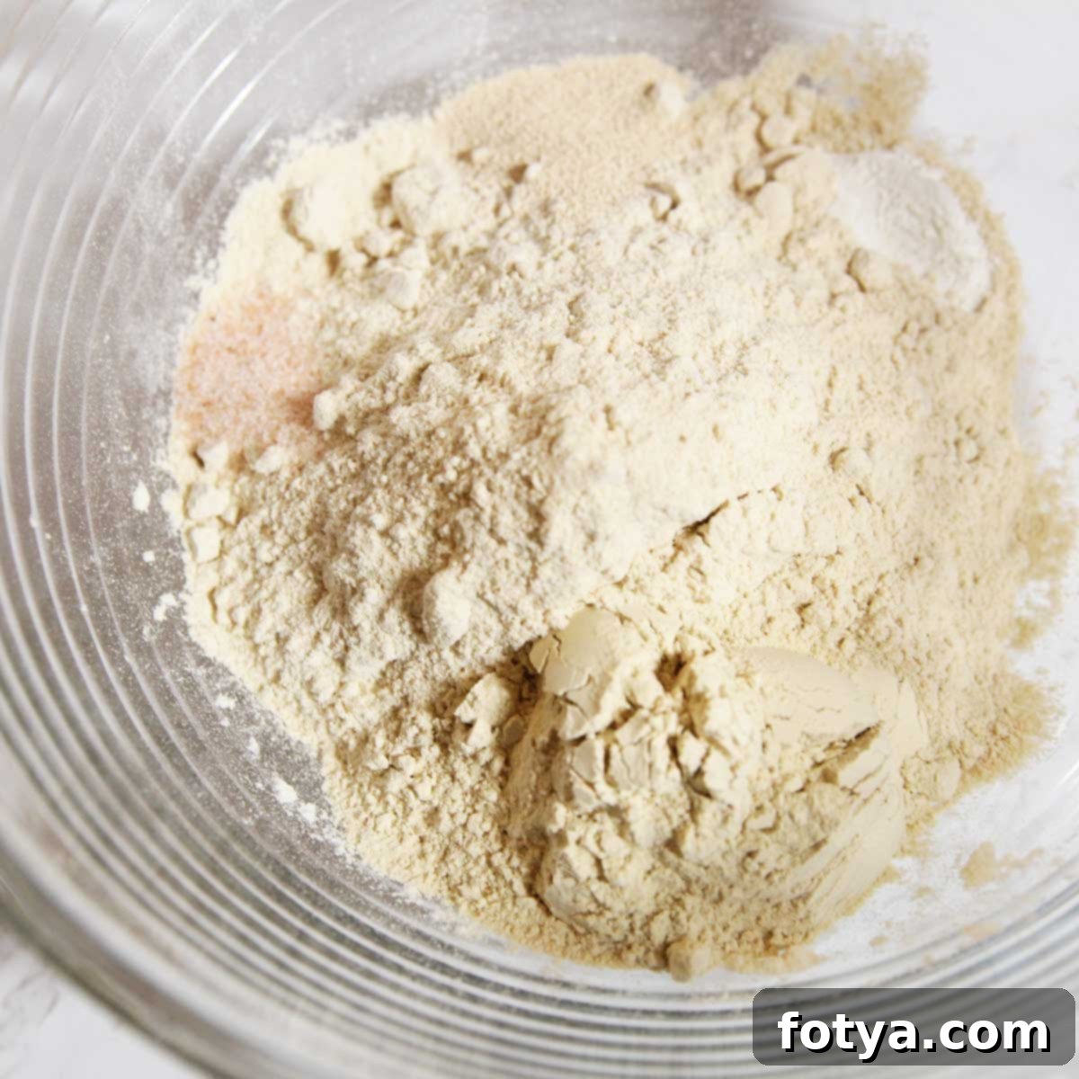 Συνταγή για 100% Ατμοψημένα Baozi Ολικής Άλεσης με Tangzhong 5 Ανάμειξη των στεγνών υλικών