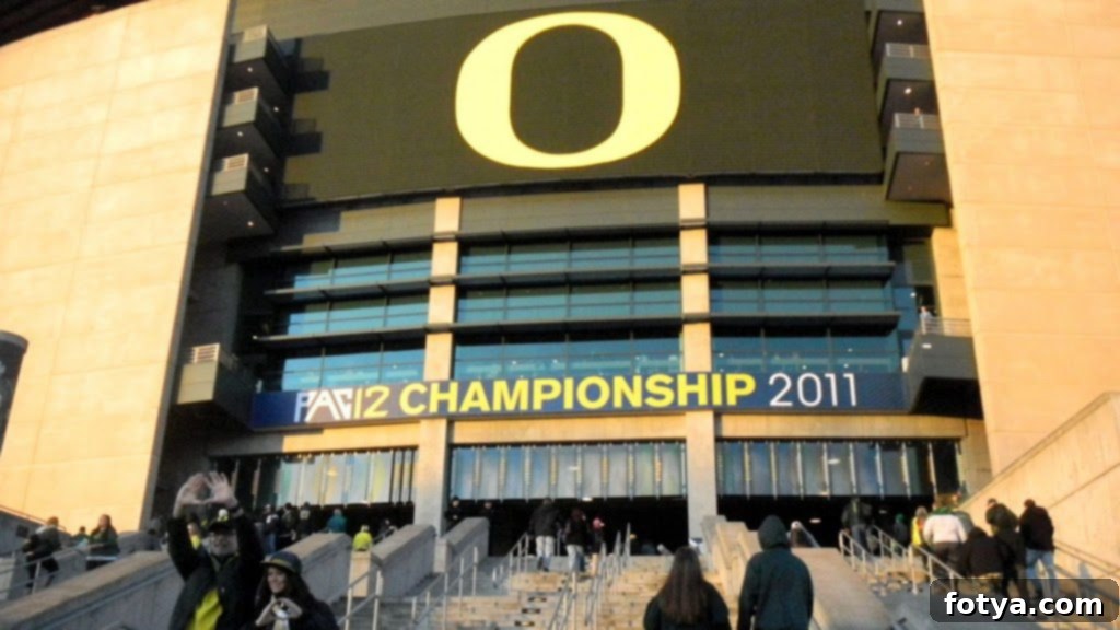 Ο Τελικός PAC-12 4 Το Στάδιο Autzen φωταγωγημένο για τον αγώνα