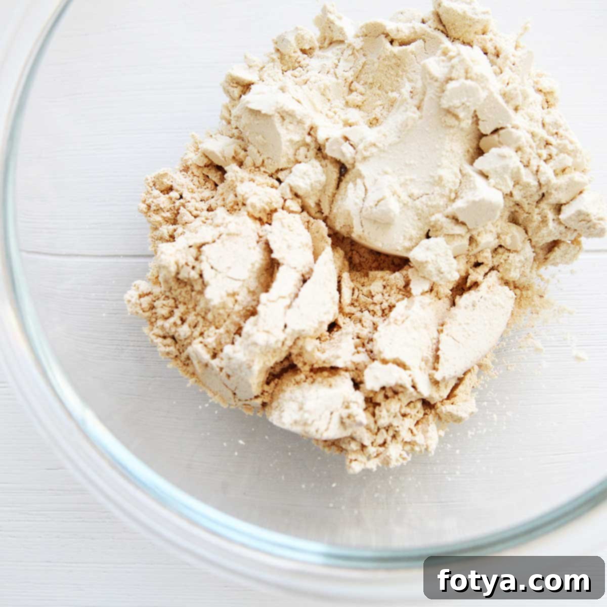 Συνταγή για Μπάρες Πρωτεΐνης PB Fit με Ελληνικό Γιαούρτι 4 Συστατικά 4 Αναμείξτε τη σκόνη πρωτεΐνης και το φυστικοβούτυρο σε σκόνη