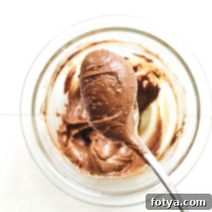 Πρωτεϊνούχο Γλάσο Νουτέλας με PB2 2 Υψηλής Πρωτεΐνης Γλάσο Nutella με Σκόνη Αμυγδαλοβούτυρου PB2