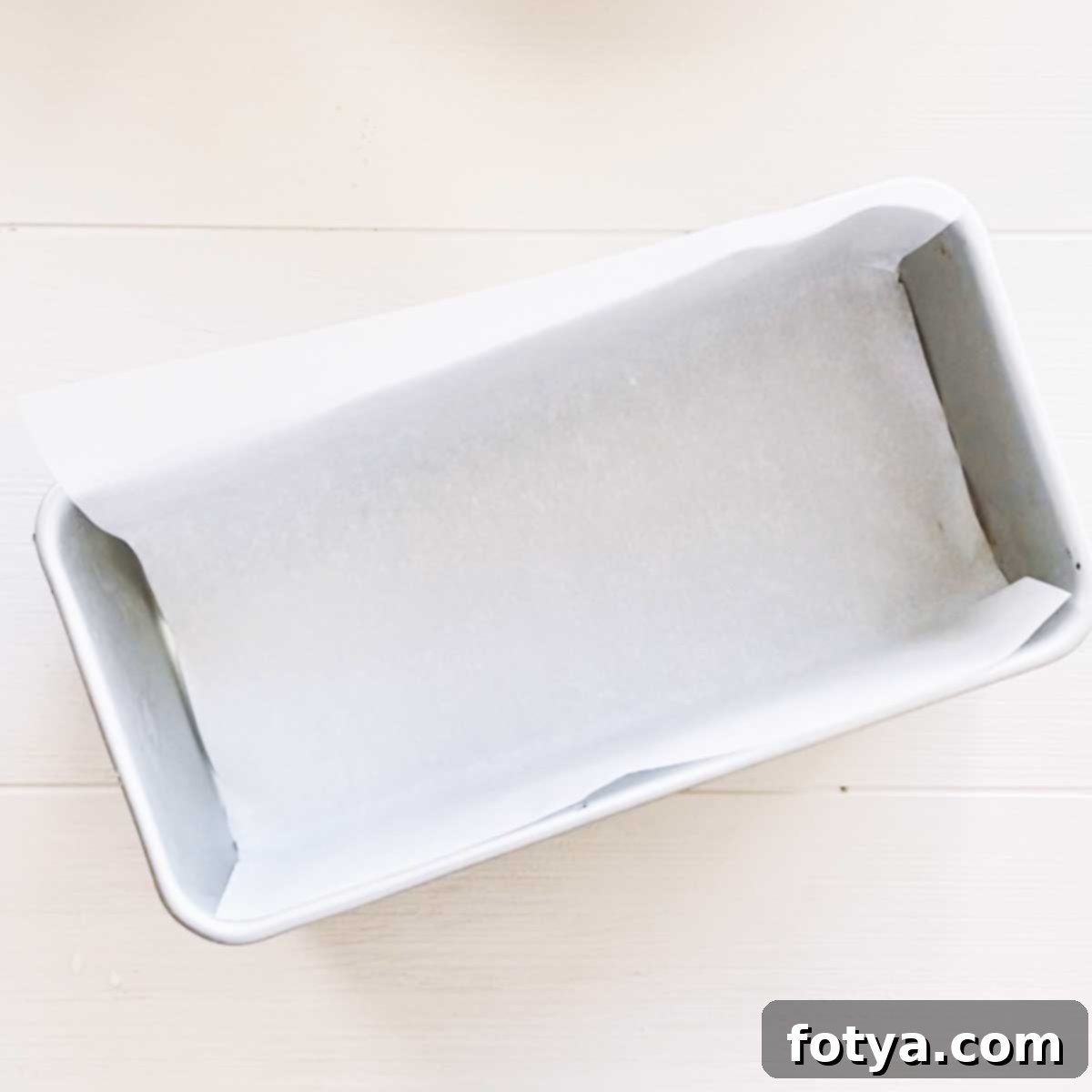 Πρωτεϊνούχο Μπανάνα Μπρεντ PB Fit Χωρίς Γάλα και Αυγά 2 εξοπλισμός: φόρμα για ψωμί επενδυμένη με λαδόκολλα