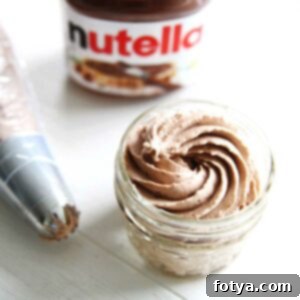 Φτιάξτε την πιο αφράτη σαντιγί Nutella σοκολάτας 2 Πώς να Φτιάξετε Σοκολατένια Σαντιγί Nutella (Σαντιγί Chantilly)