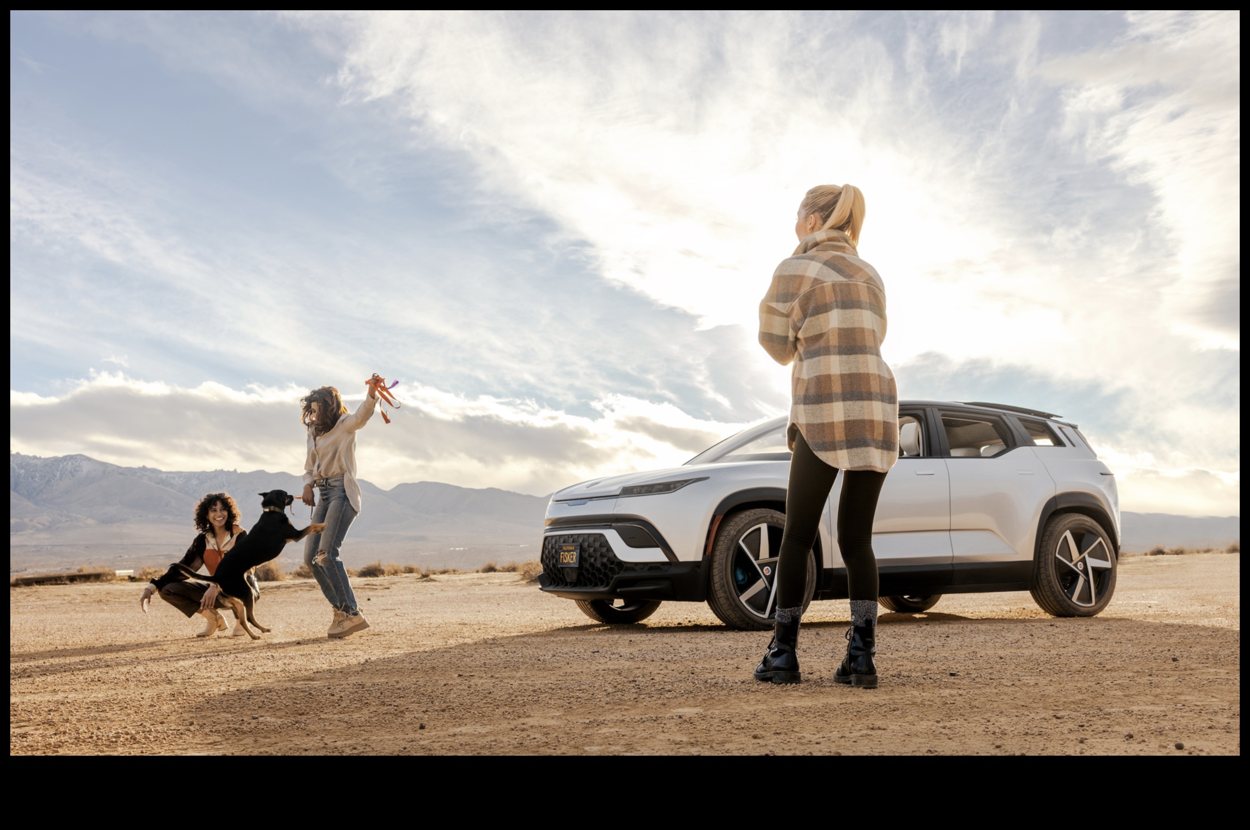 Highway Harmony Η ροή και η σύνδεση μεταξύ ταξιδιωτών SUV 5 Highway Harmony: Η ροή και η σύνδεση μεταξύ ταξιδιωτών SUV