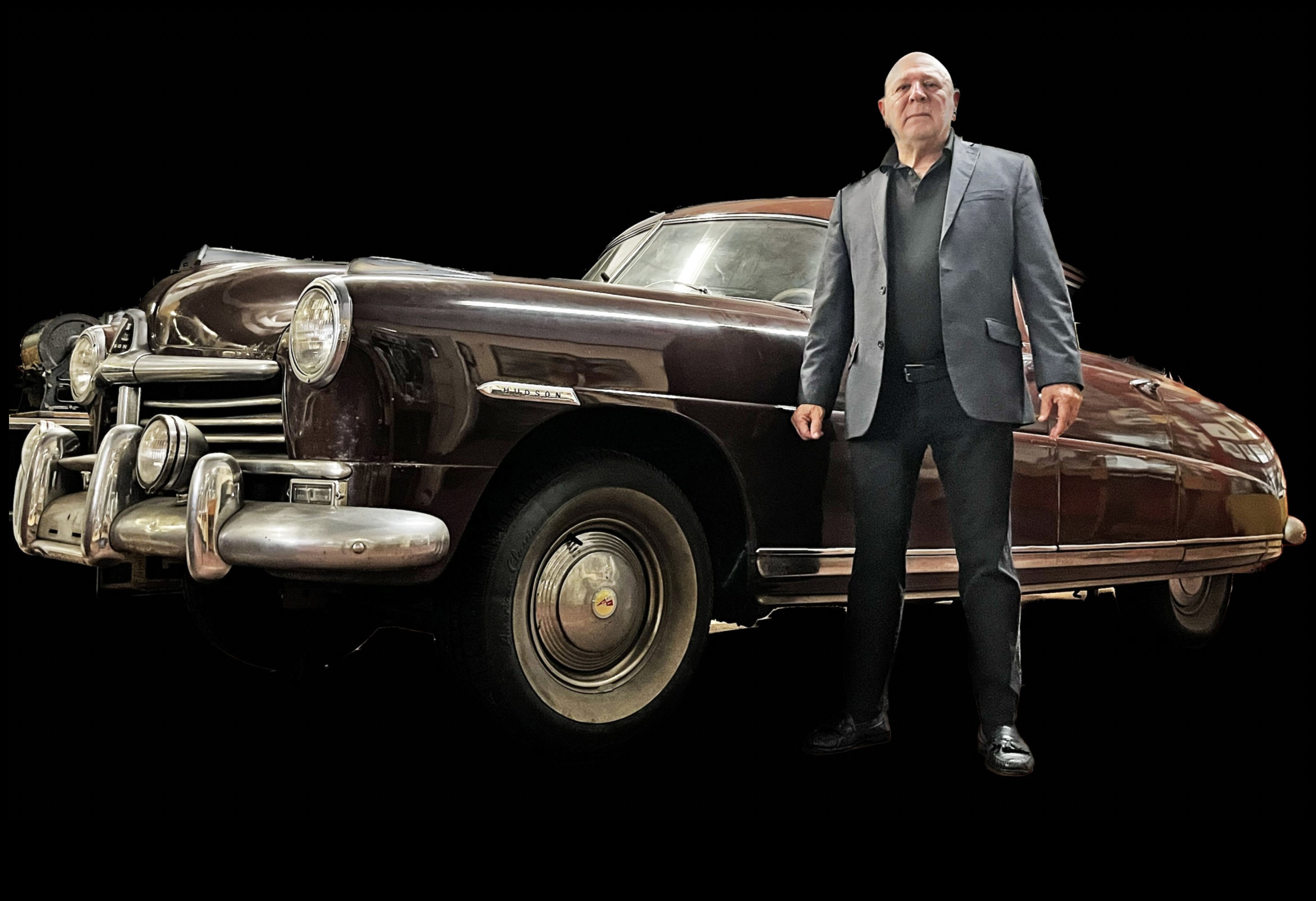 Δρόμοι λιγότερο ταξιδεμένοι: Vintage Vehicles and the Quest for Authenticity