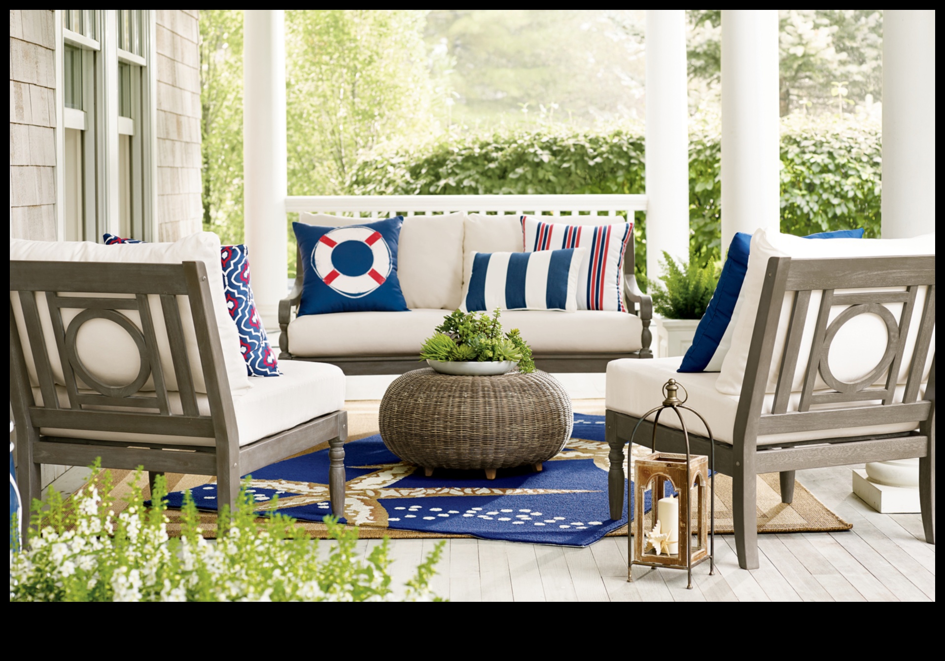 Ναυτικό Υπαίθριο Σαλόνι 5 Μπορείτε να προτείνετε Συμβουλές για τη διακόσμηση ενός εξωτερικού χώρου σαλονιού με ναυτικές πινελιές;